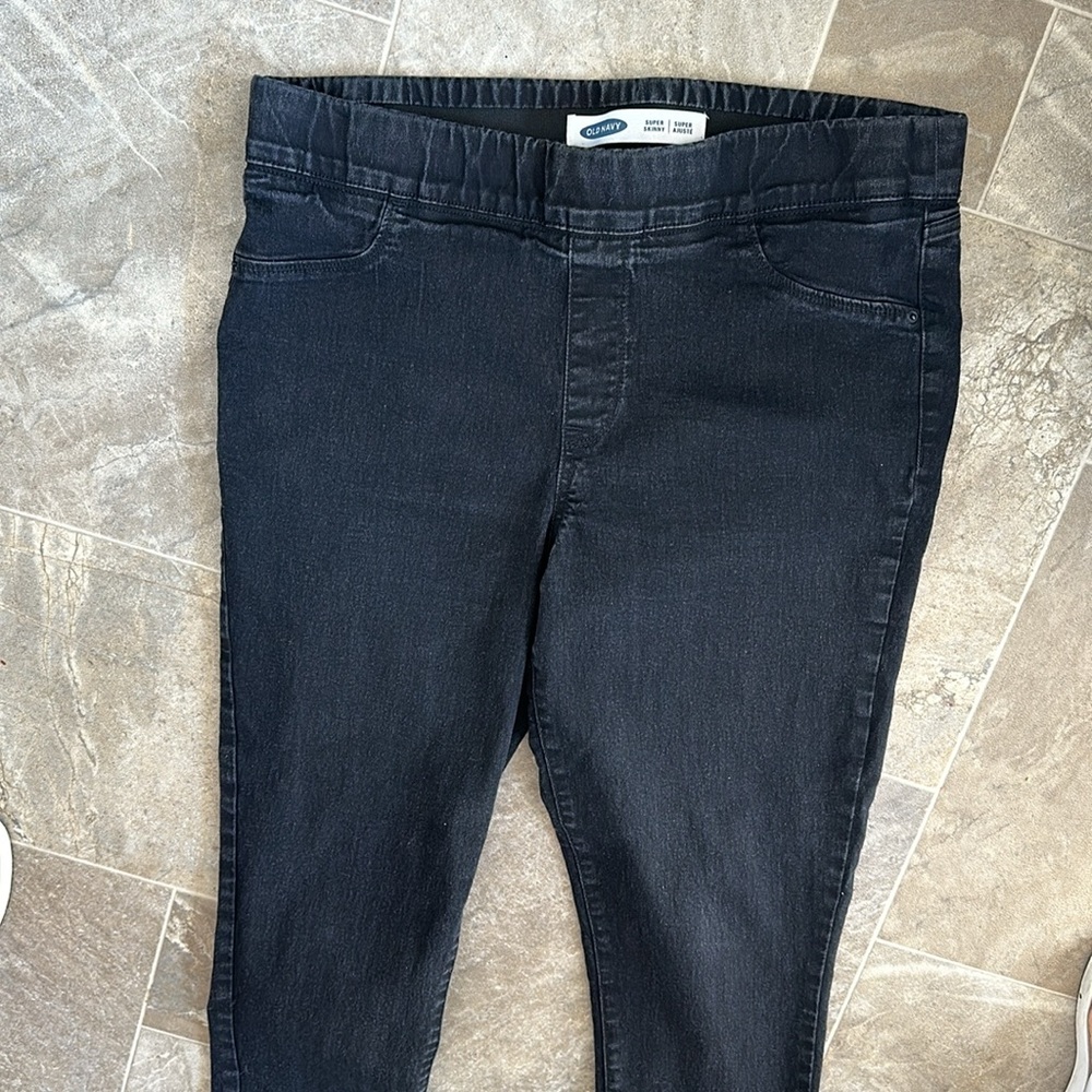 Old Navy Women's Skinny Jeans - Dark Blue - Picture 4 of 10